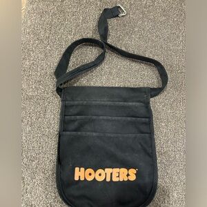 Black hooter pouch